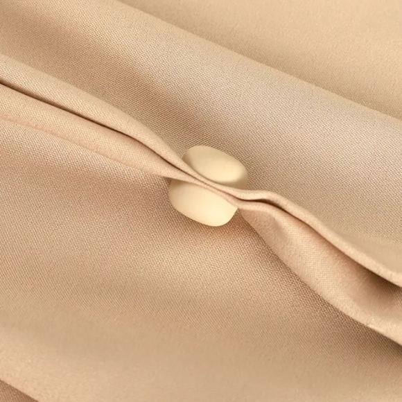 Magnetic Scarf Clip Buckle Multipurpose Clothing Decoration - Picture 3 of 10